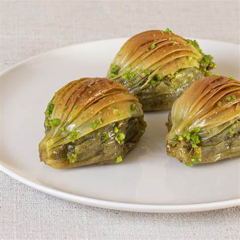 BAKLAVA TURKISH SWEETS MIDYE PISTACHIO 1.2KG
